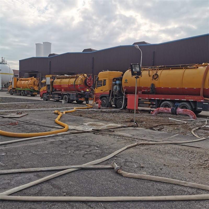 怀集污水池清理